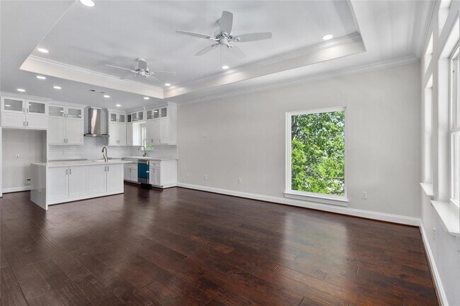 Foto del edificio - 210 Jackson Ave
