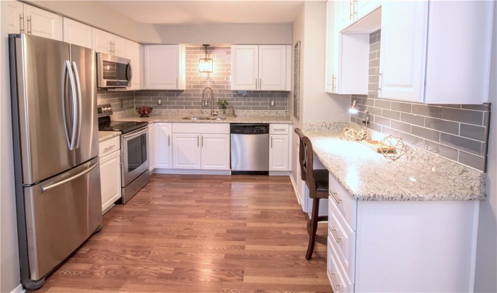 Foto principal - 946 N Adams Rd