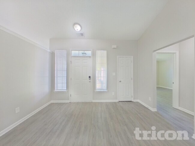 Building Photo - 1613 Bear Brook Dr