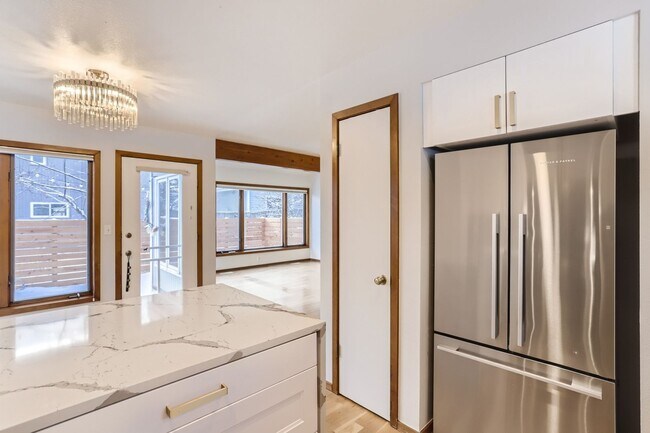 Building Photo - Charming 2bed, 1.5bath House in North Boulder