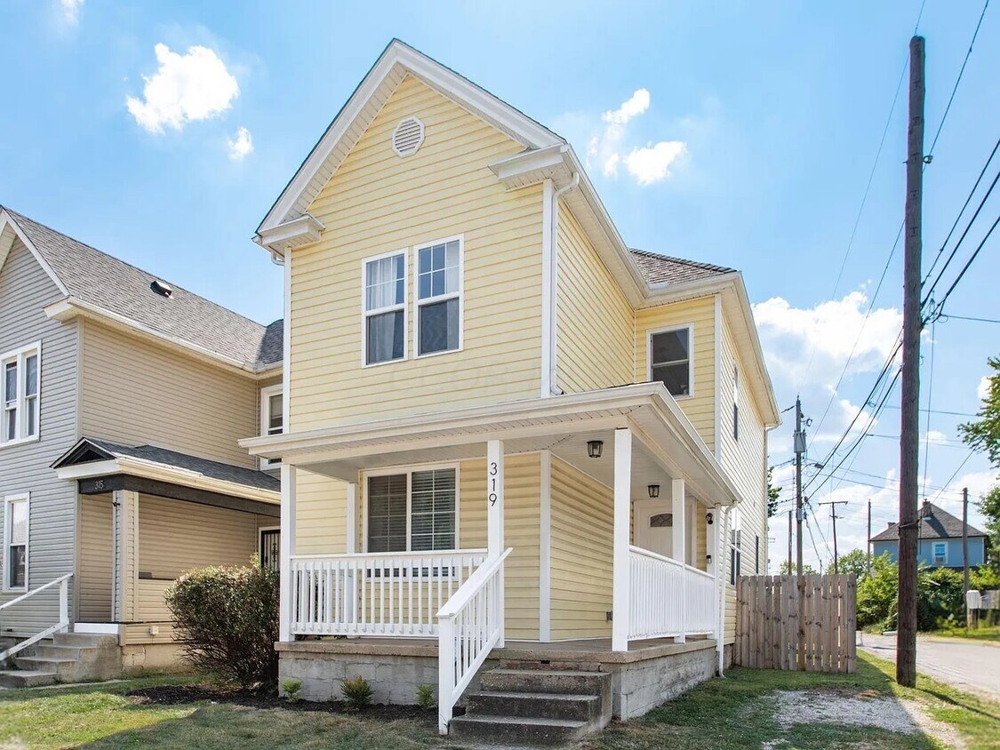 Primary Photo - 319 Burt St
