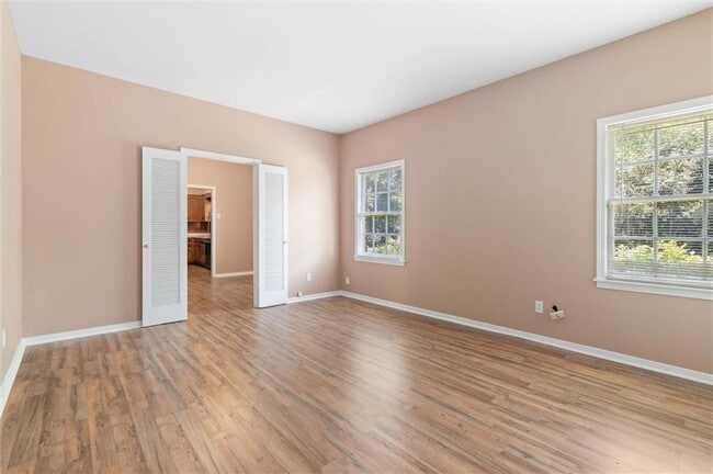 Foto del edificio - 2825 Cottage Hill Rd