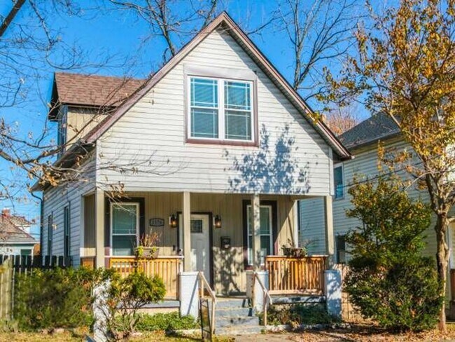 Foto del edificio - 1576 Greenway Ave