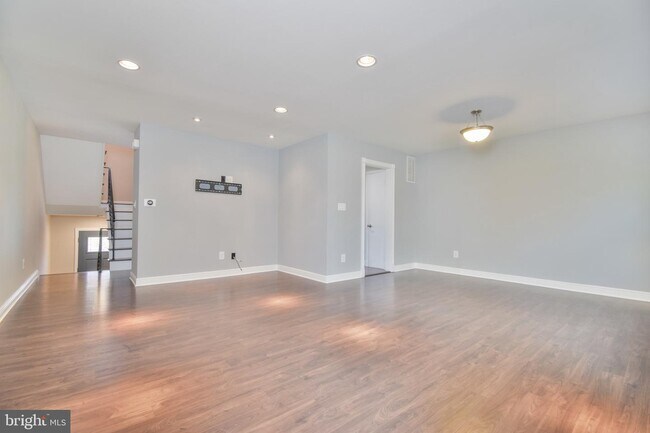 Building Photo - 3140 Cedar Grove Dr