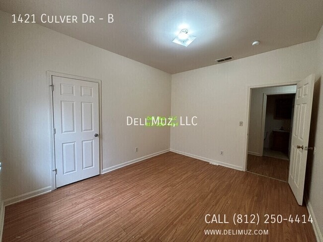 Building Photo - 1421 Culver Dr