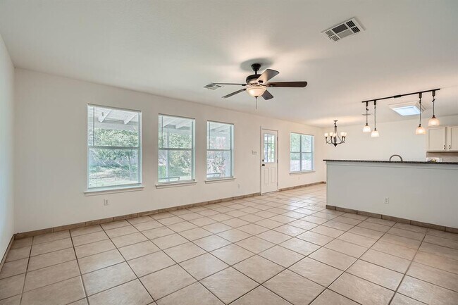 Building Photo - 1293 Amberwood Loop