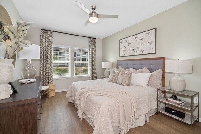 Building Photo - Ascend Nona West