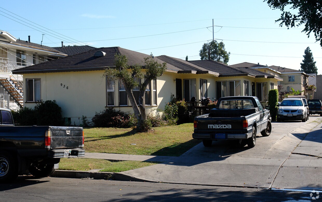 Primary Photo - 936 N Inglewood Ave