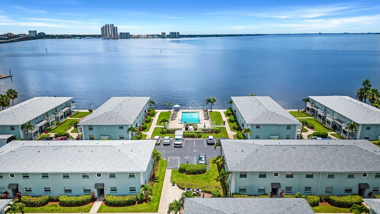 Foto principal - Palms at Waters Edge 3344-M6
