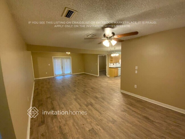 Foto del edificio - 1752 E Groveleaf Ave