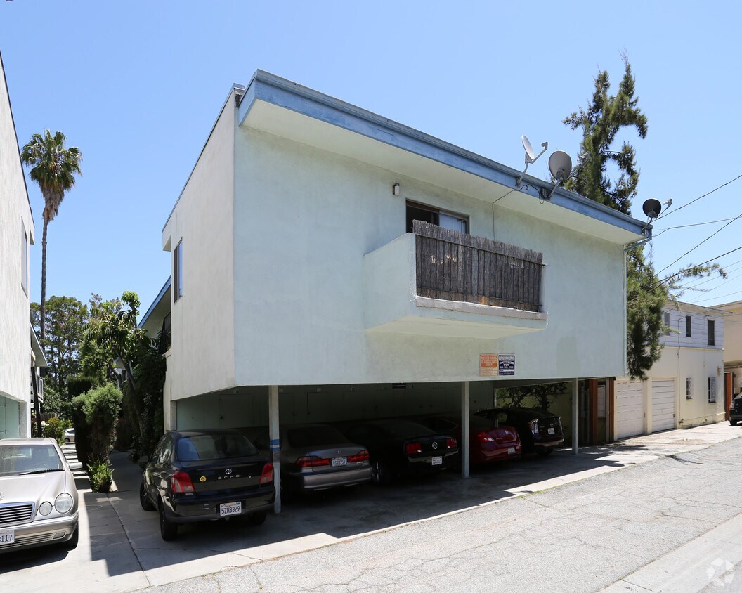 Building Photo - 3635 Mclaughlin Ave