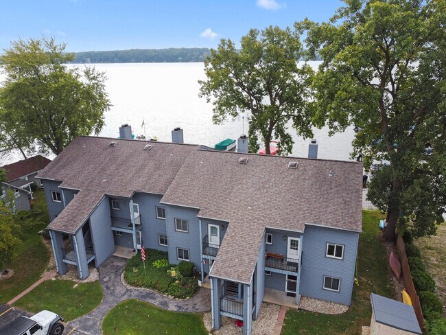 Building Photo - 536 N Cogswell Dr