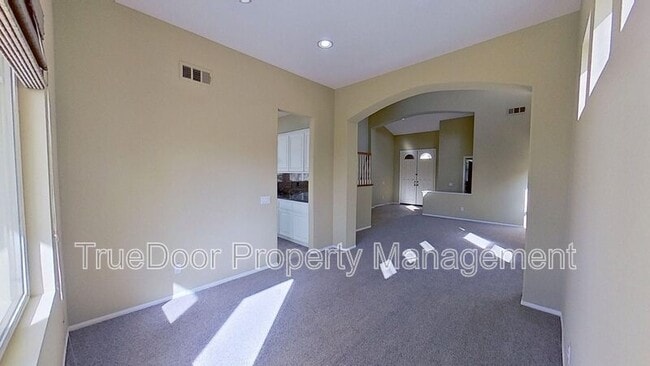Building Photo - 2161 Middlecoff Ct
