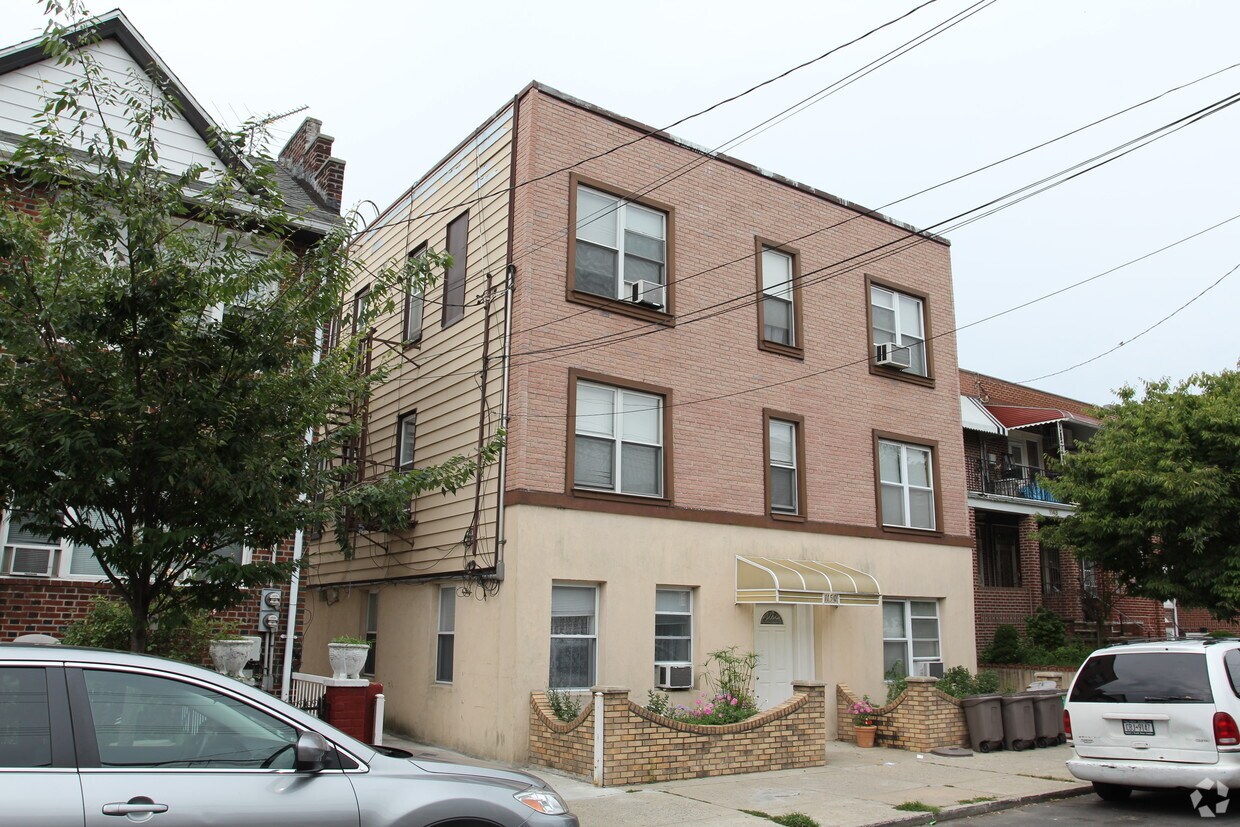 Primary Photo - 1150 Ovington Ave
