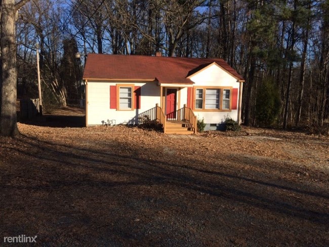 Building Photo - 2 br, 1 bath House - 108 S Avondale Road