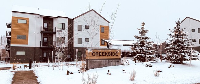 Foto del edificio - The Explorer Unit at Creekside – A Perfect...