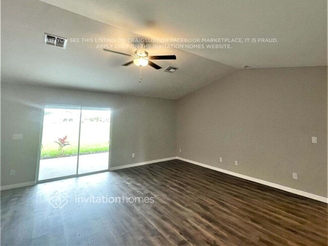 Building Photo - 1067 Paraclete Rd