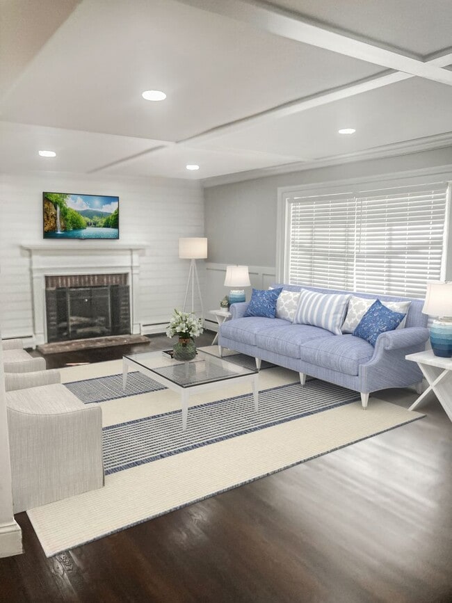 Photo - Spacious 3 Bed / 2.5 Bath Home - Large Yar...