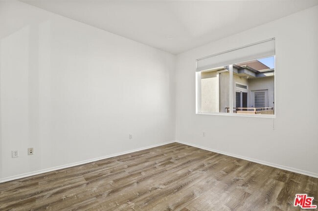 Building Photo - 13200 Pacific Promenade