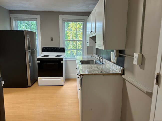 Building Photo - 92 Boswell Ave