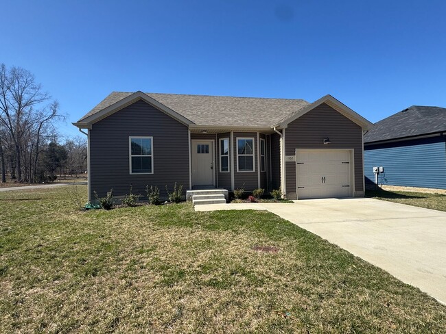 Building Photo - Gorgeous Single Family Home