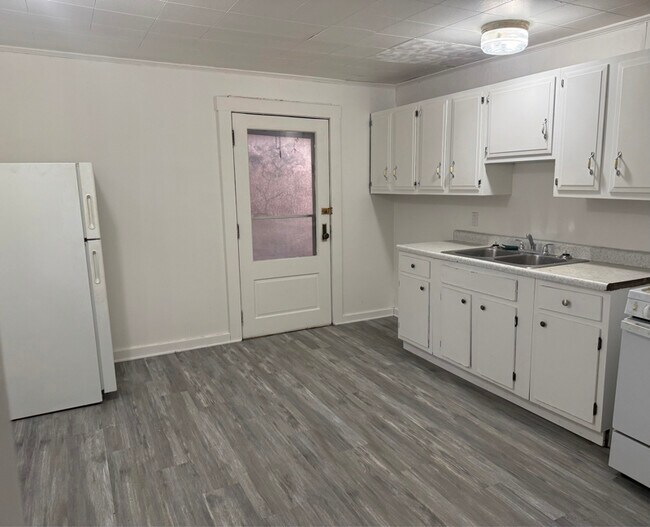 Foto del edificio - 2509 Hess Ave