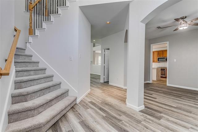 Foto del edificio - 817 Rushmore Dr