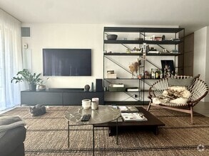 Building Photo - 2020 N Lincoln Park W