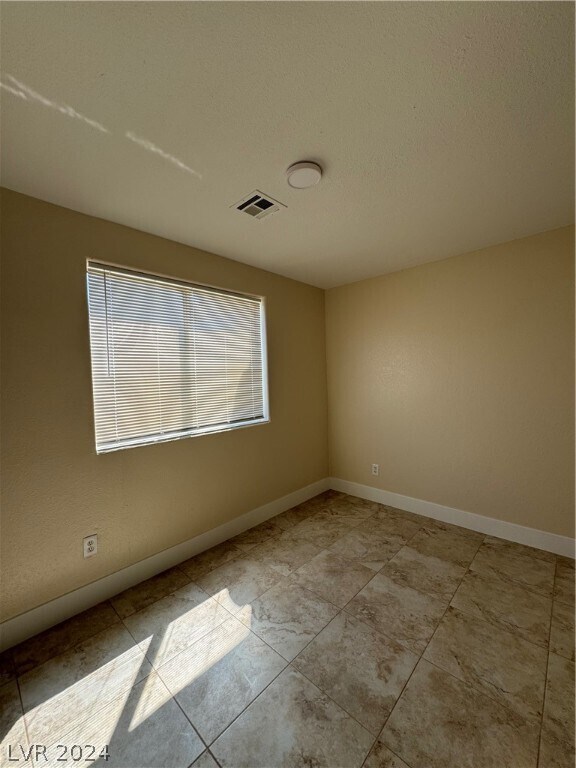 Foto del edificio - 640 San Lorenzo St