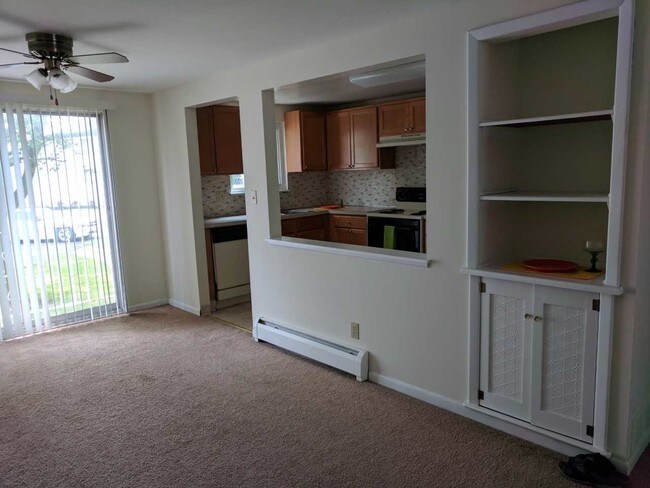 Foto del edificio - Chestnut Ridge Court