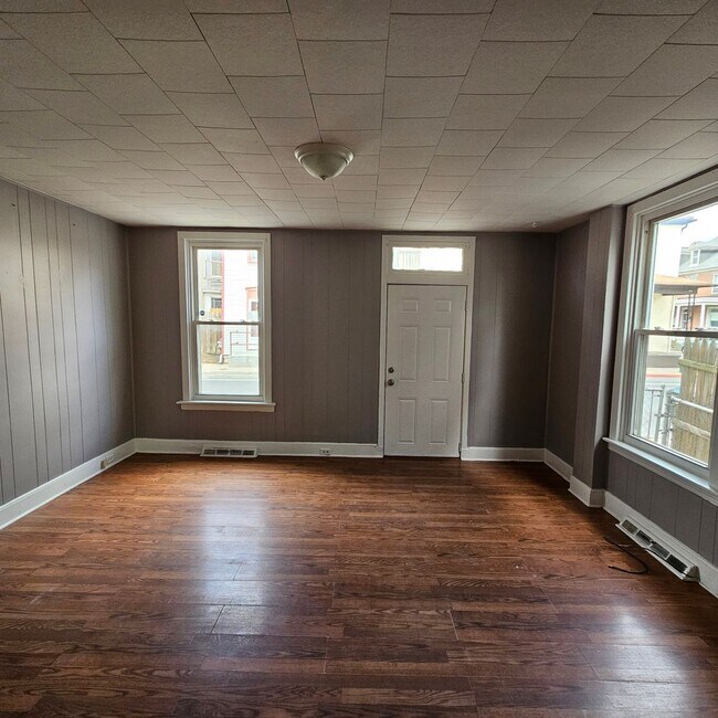 Foto del edificio - 342-344 N. Mulberry Street