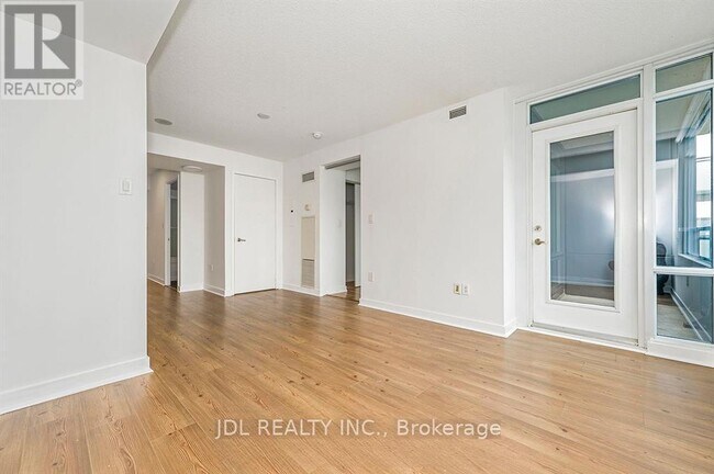 Photo du bâtiment - 25 Telegram Mews