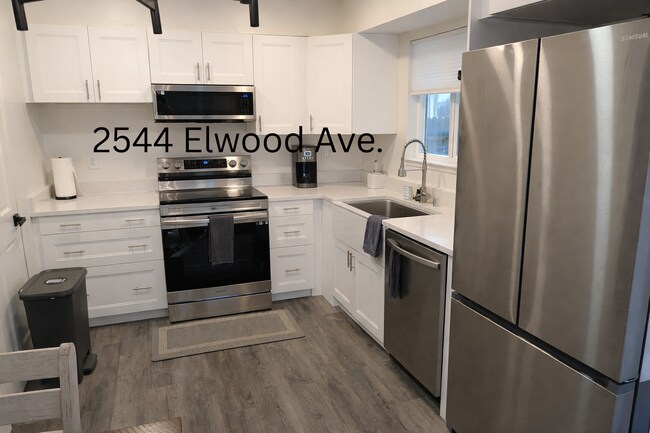 Foto del edificio - 2544 Elwood Ave