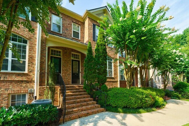 Foto del edificio - 1126 Providence Pl