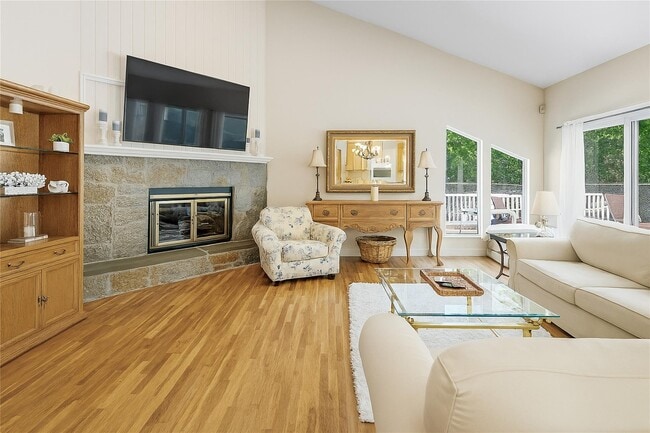 Foto del edificio - 60 Quogue Riverhead Rd