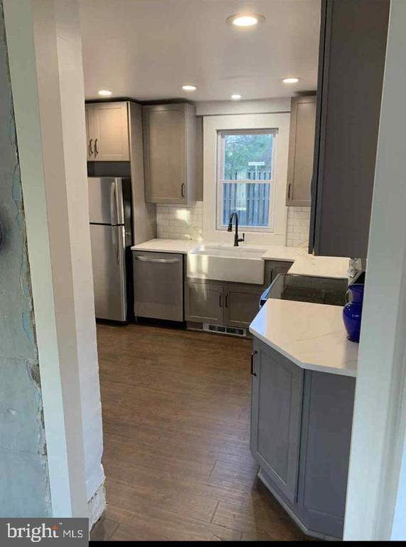 Building Photo - 2047 Boardley Rd