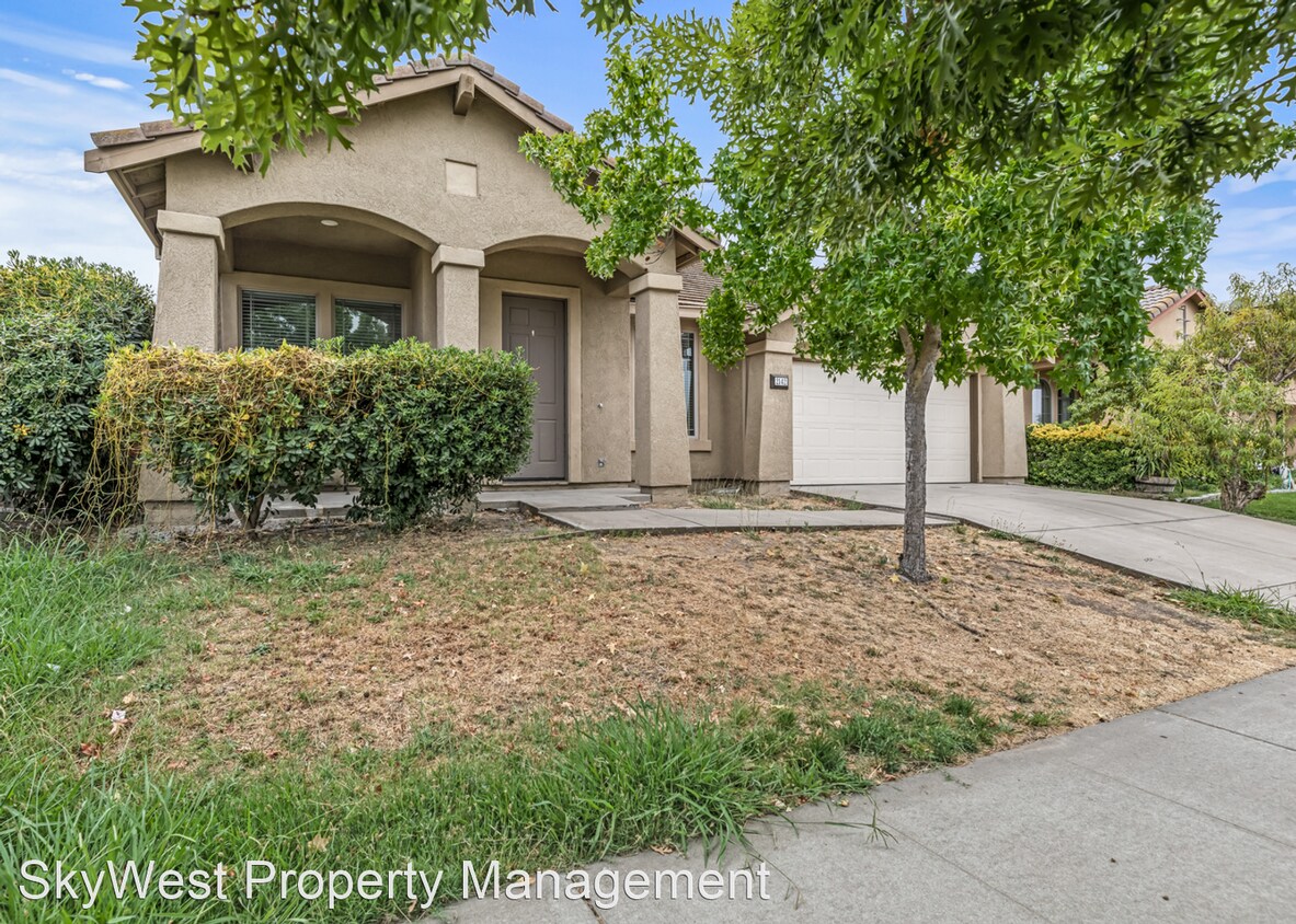 Primary Photo - 4 br, 2 bath House - 2142 John Still Dr