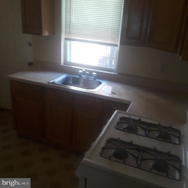 Foto del edificio - 605 E Willard St