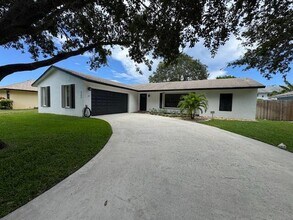 Building Photo - 4392 Colette Dr