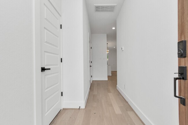 Foto del edificio - 2813 Drew St