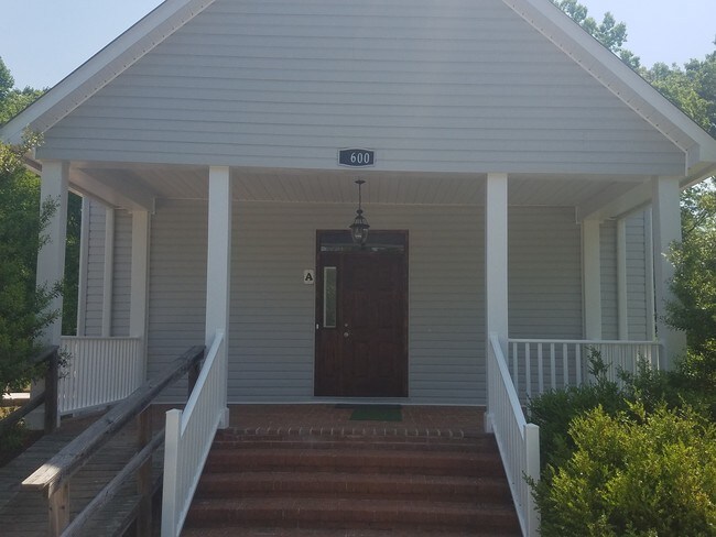 Building Photo - 5600 Mt Herman Rd