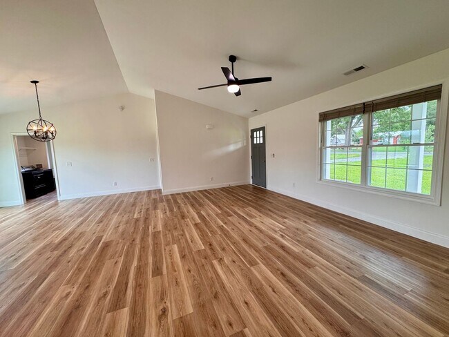 Foto del edificio - 2212 W Dry River Rd