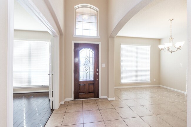 Foto del edificio - 6202 Eden Prairie Dr
