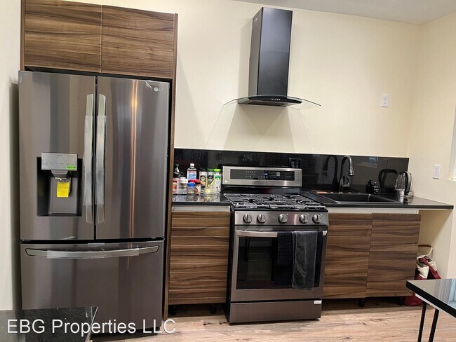Foto del edificio - 4 br, 2.5 bath House - 124 Noble Ave