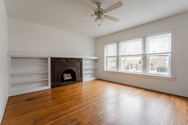 Foto del edificio - North Center / St. Bens - 2 Bed / 1 Bath - Heat Included
