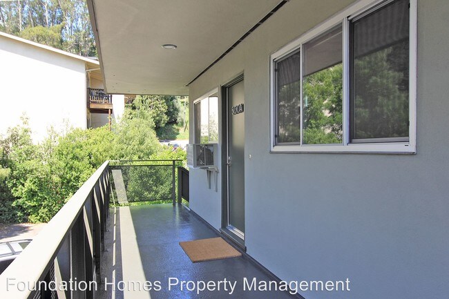 Building Photo - 500 Red Hill Ave