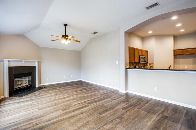 Foto del edificio - 905 Chestnut Ave