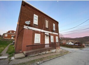 Building Photo - 400 Chestnut St