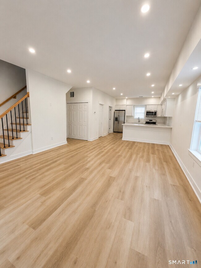 Building Photo - 26 Gridley St