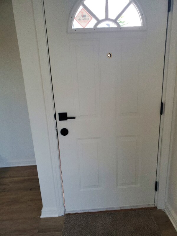 Foto del edificio - 2012 Marston Rd